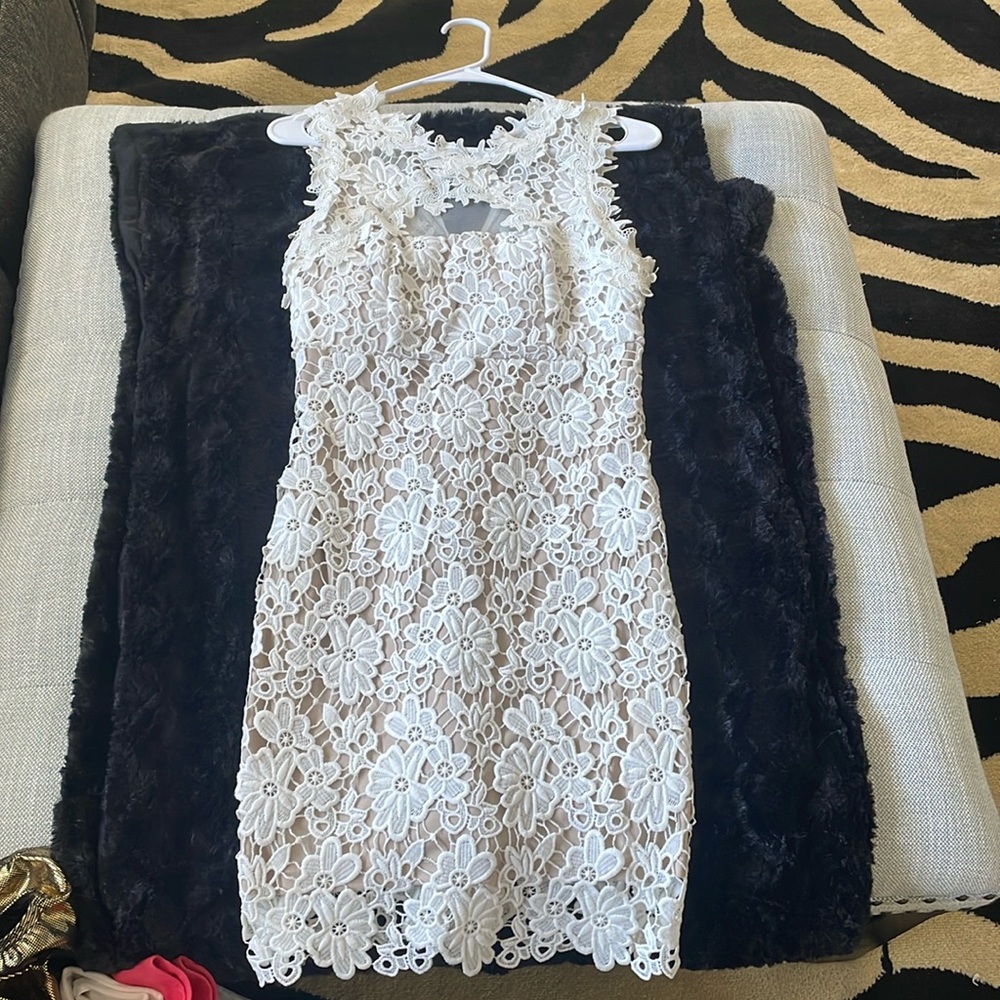 White flower lace dress